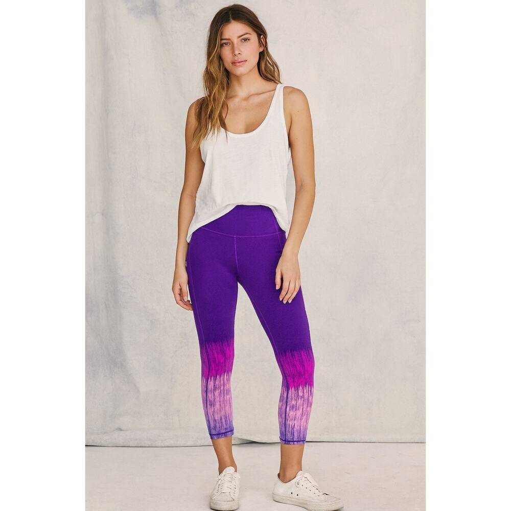 Athleta Leggings XS Ombre Quest Chaturanga purple cropped
